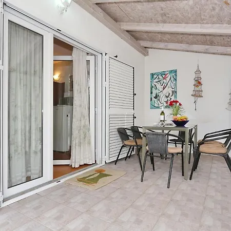 Holiday home Ivo Zaton (Zadar)